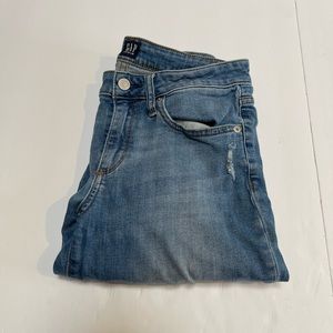 Womens Gap Denim Destroyed Curvy True Skinny  jeans Size 8 29R. SG